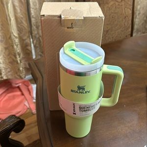 Stanley Quencher H2.0 Tumbler 40 OZ